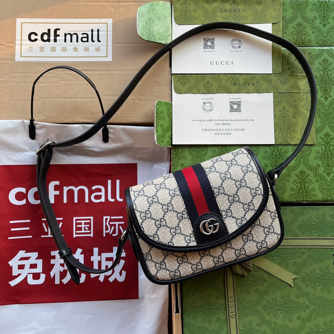 Gucci Shoulder Bags