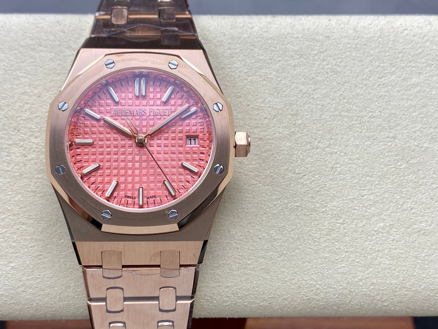Audemars Piguet Royal Oak Selfwinding 34mm Pink Dial