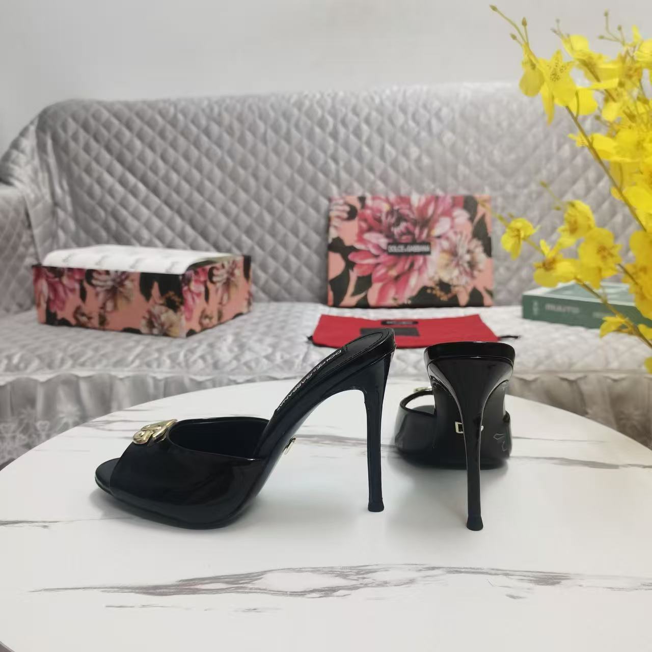 Dolce & Gabbana 2026 Sandal 110mm Black Patent Leather
