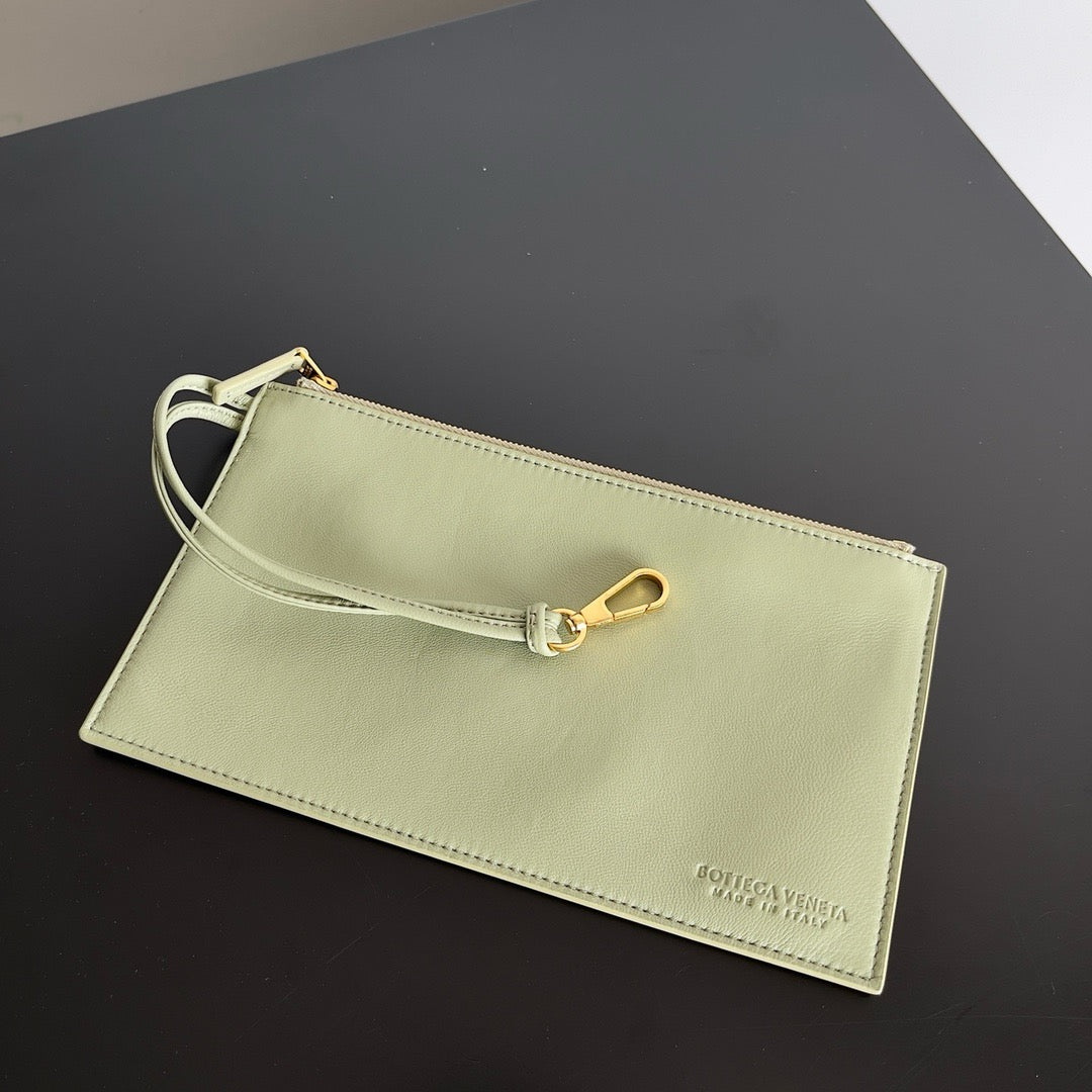 Bottega Veneta 2026 Cabat Tote Bag 48cm Stone Green Lambskin