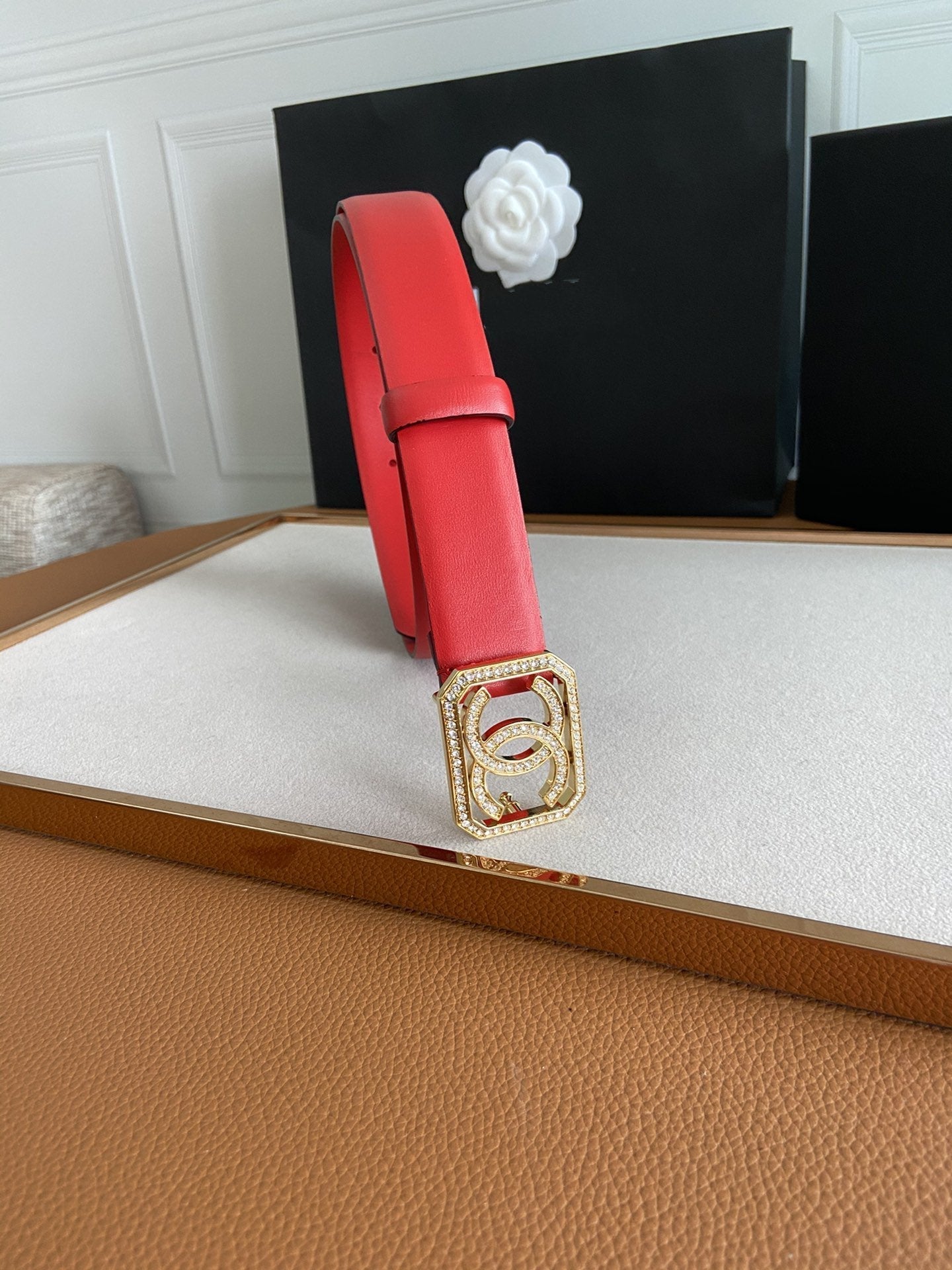 CC BELT 30MM BUCKLE GOLD DIAMOND LEATHER RED