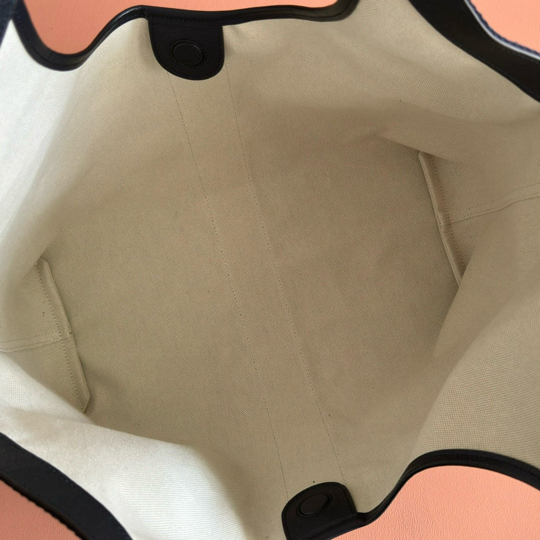 Gucci Giglio Large Tote Bag Blue and Red Denim