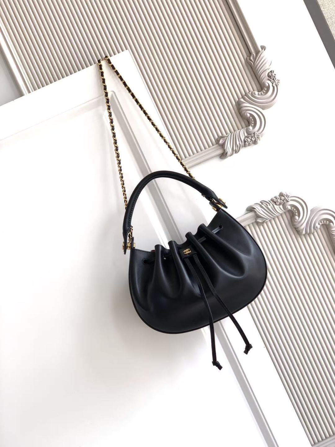 Chanel 2026 Drawstring Cloud Bucket Bag 32cm Suede Calfskin