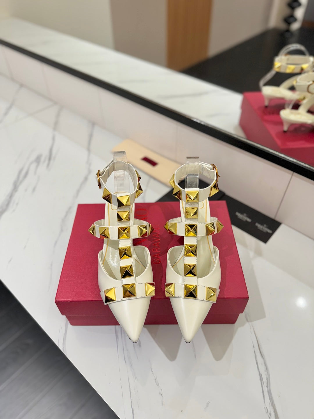 VT Rockstud Sandals 45mm Cowhide 351957