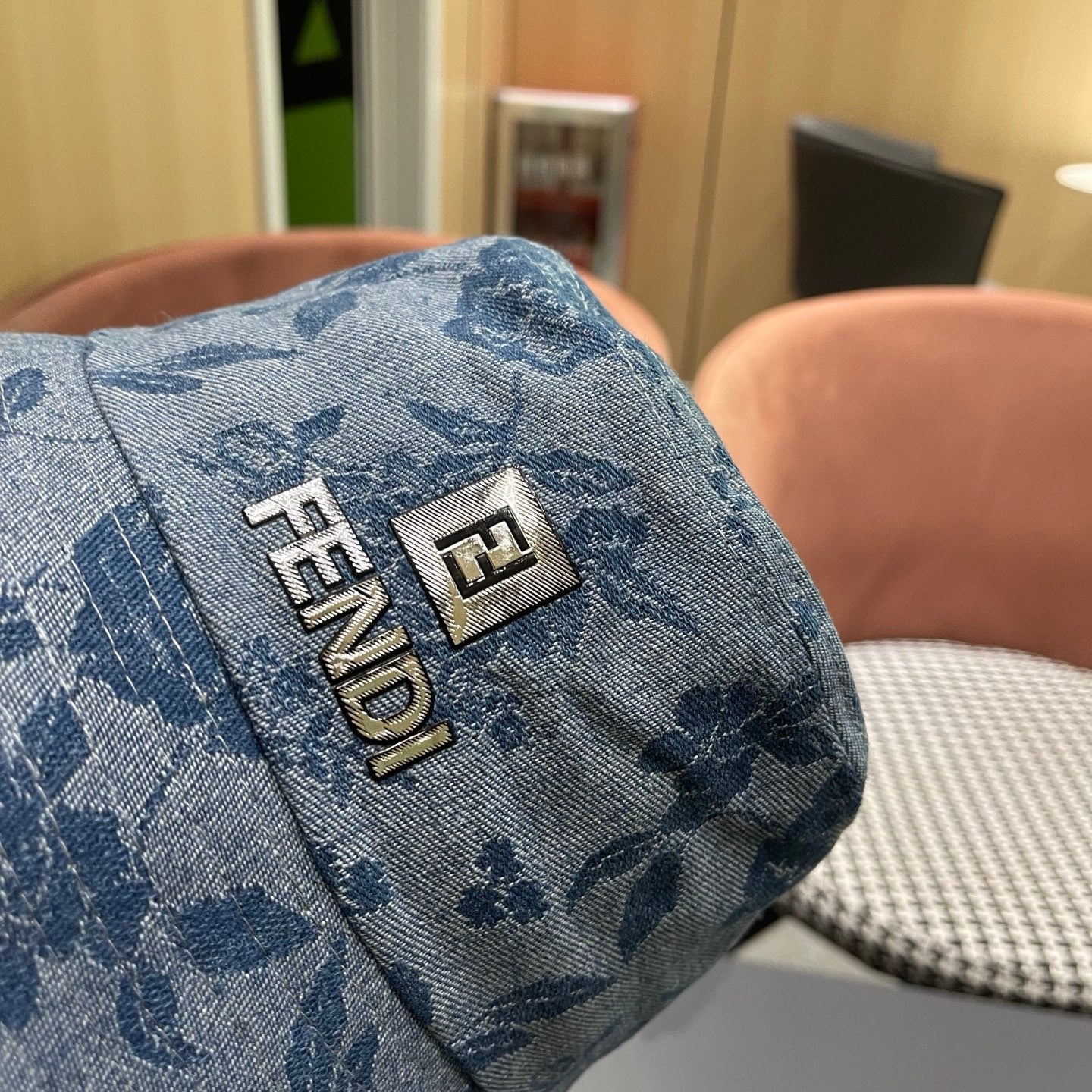 Fendi Embroidered Logo Bucket Hat 221107