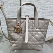Dior 2026 Toujours Vertical Tote Bag 18cm Macrocannage Calfskin 286459