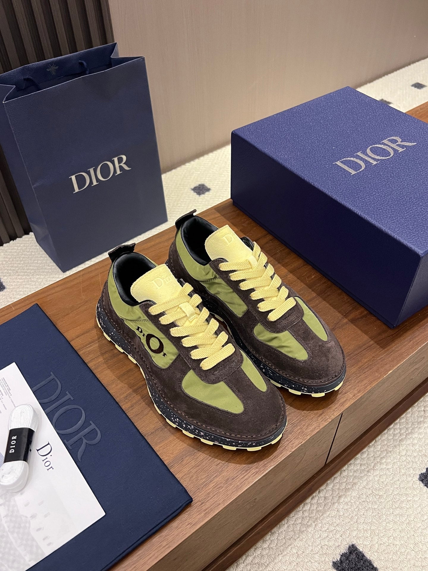 Dior 2026 Sneaker Suede 904794