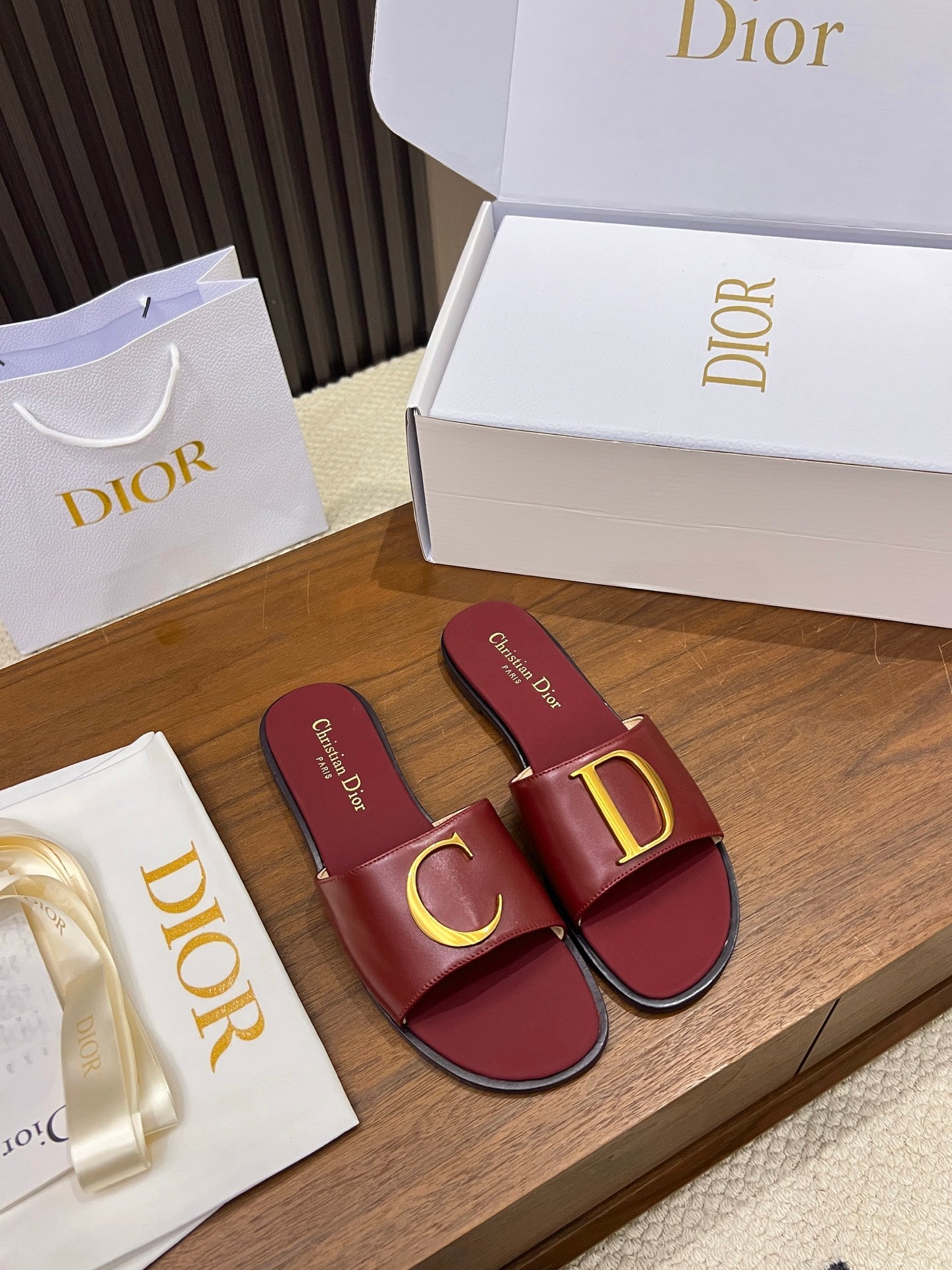 Dior 2026 Slipper Leather 904812