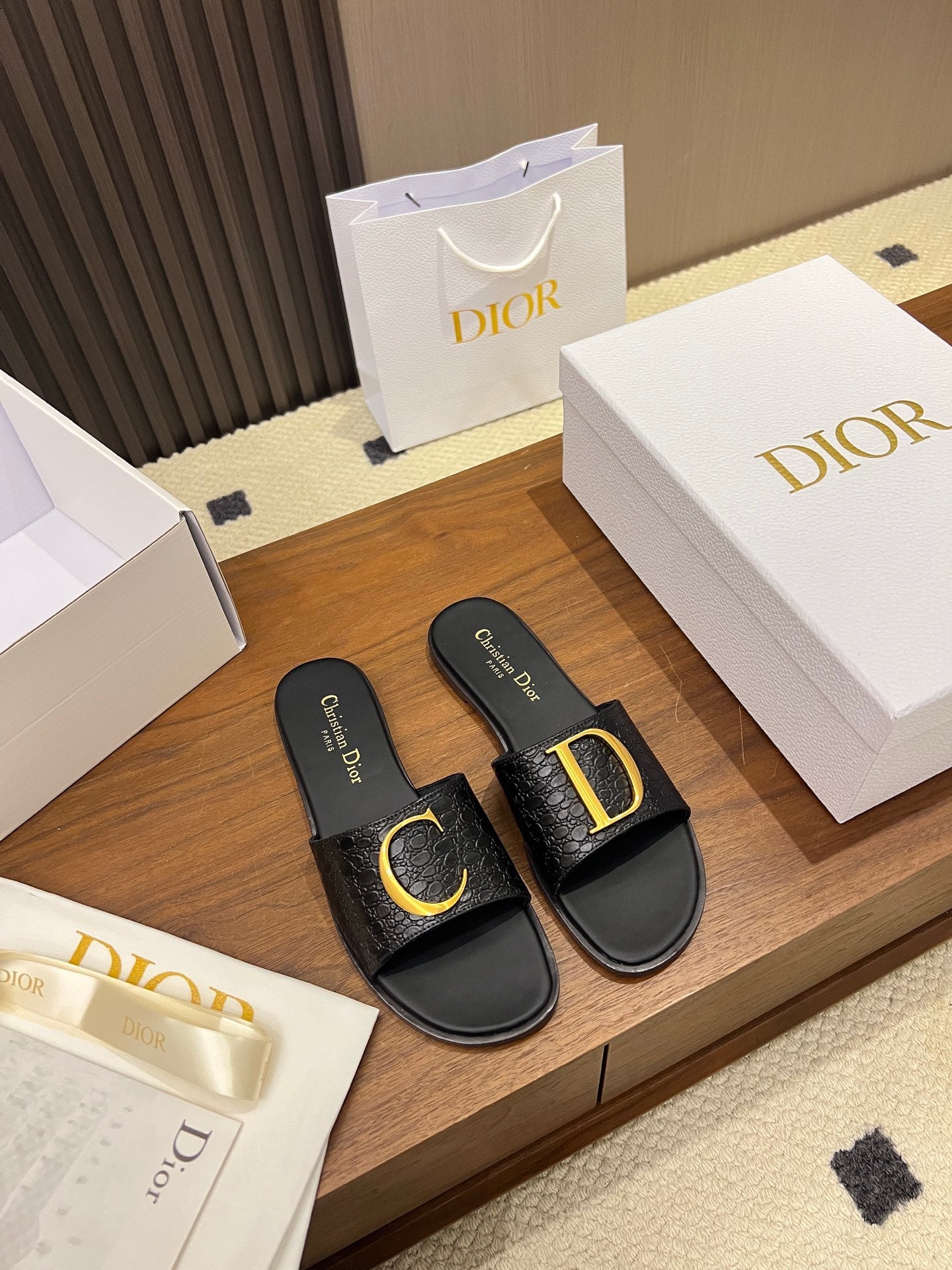 Dior 2026 Slipper Leather 904812