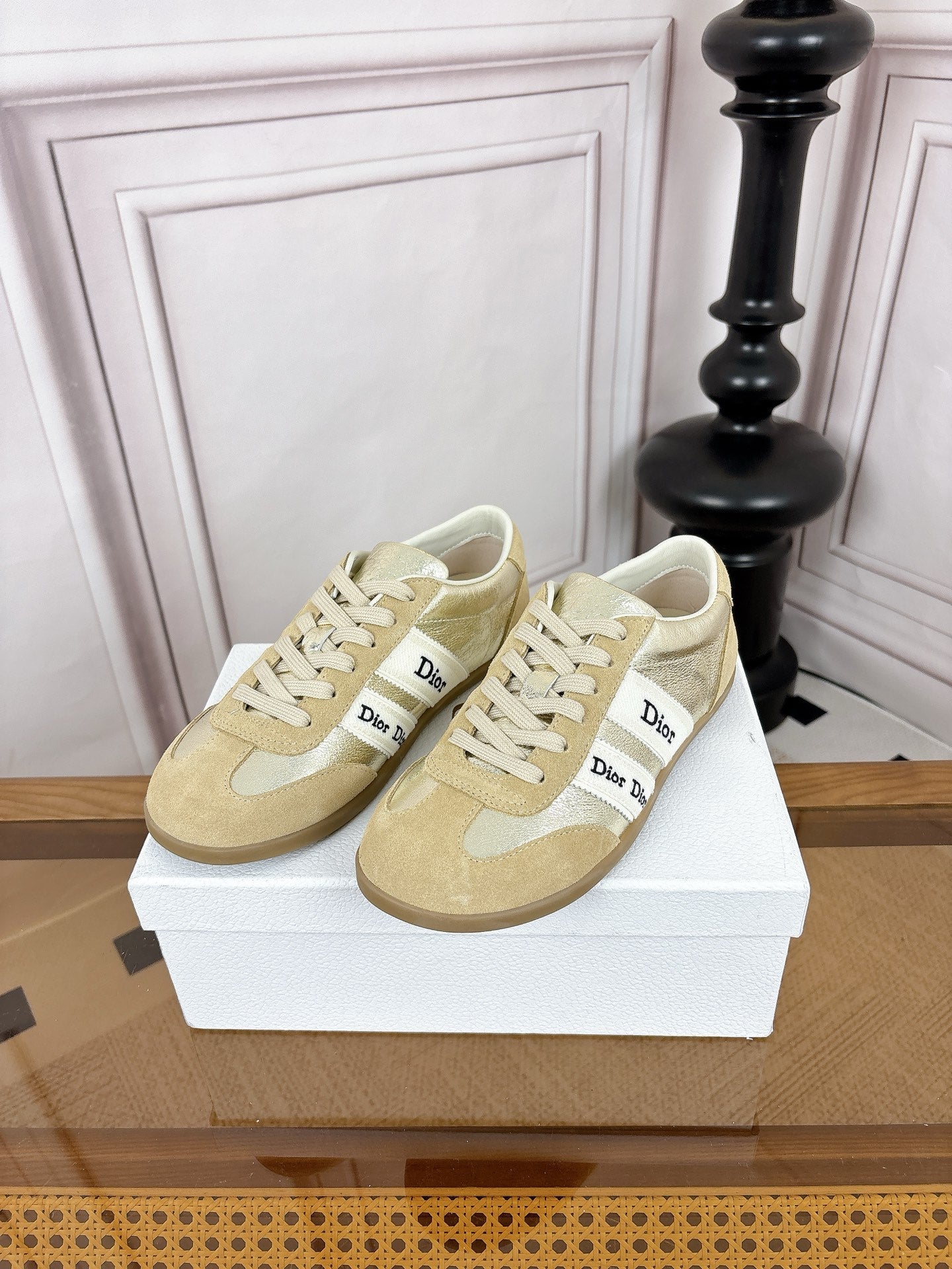 Dior 2026 Sneakers Suede Leather 931862