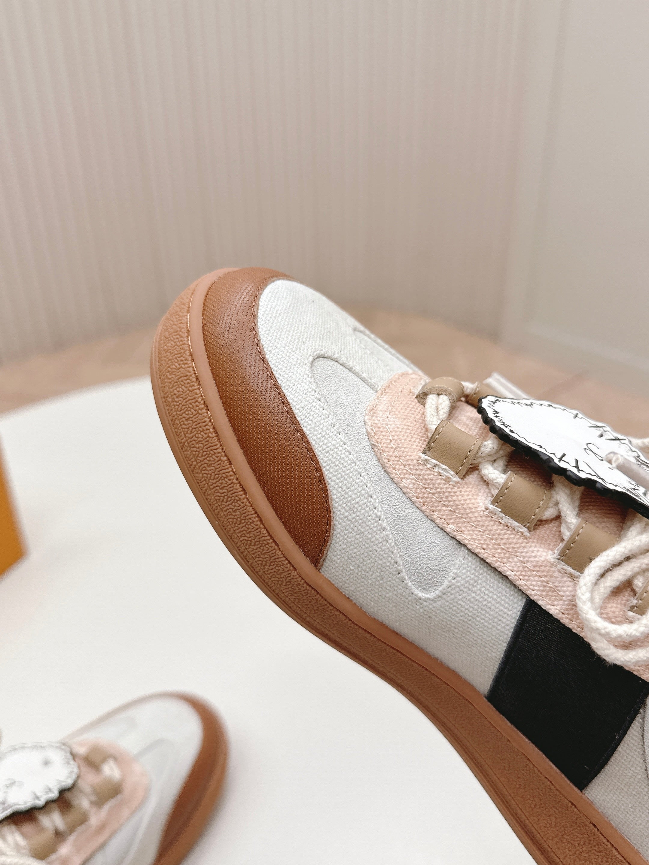 LV 2026 Lous Open Back Sneaker White Brown Canvas Leather 595416