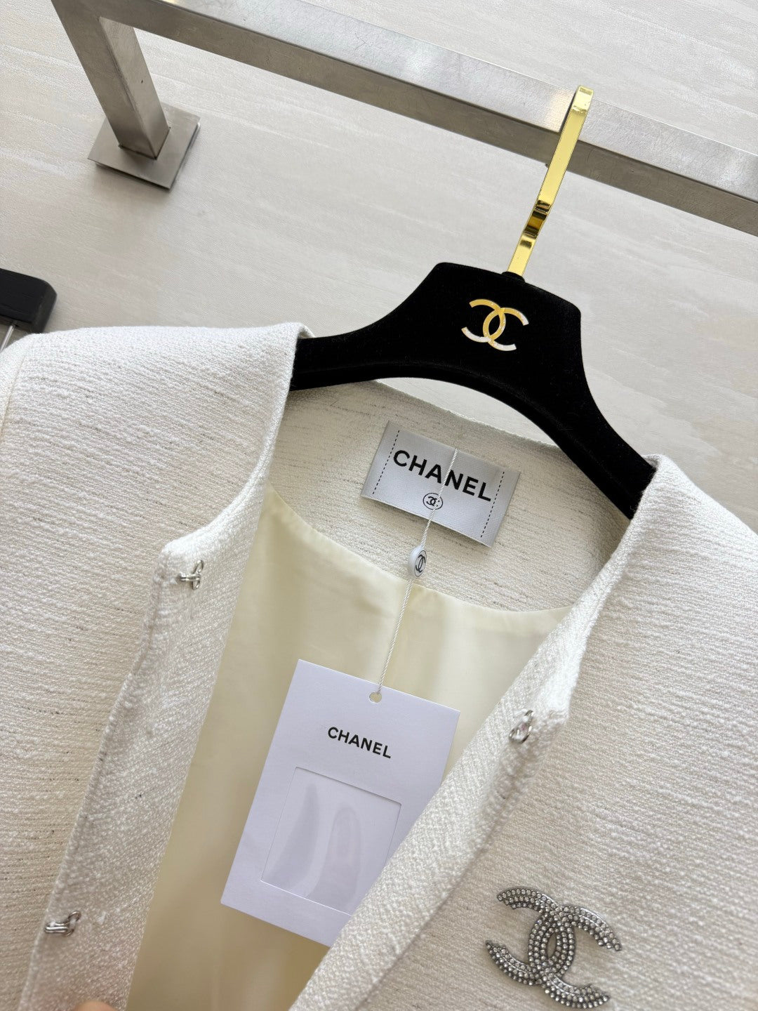 Chanel 2026 Jacket Cream-white Tweed Fabric 423386