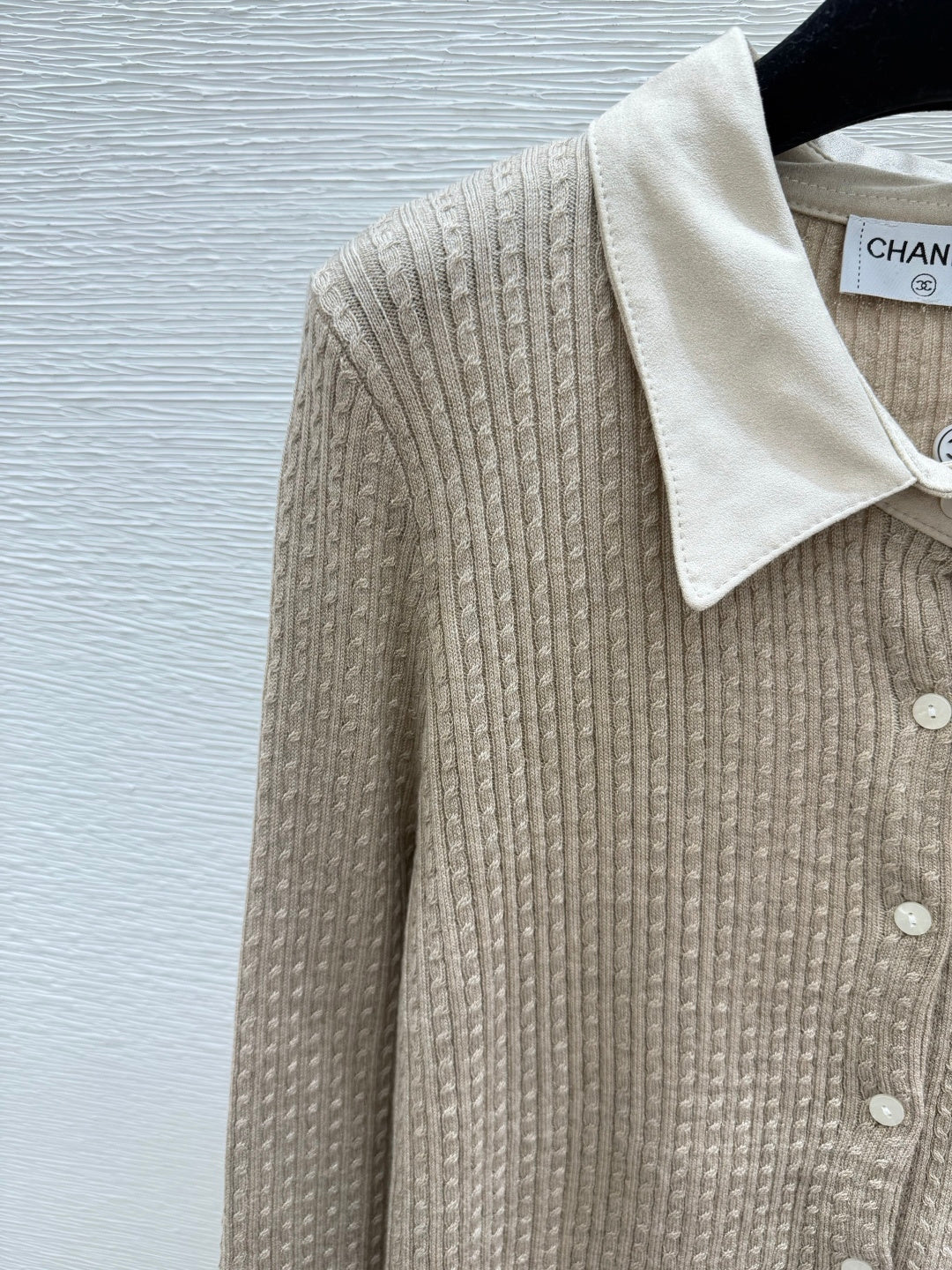 Chanel 2026 Collared Knitted Long-Sleeve Cardigan Wool 244672