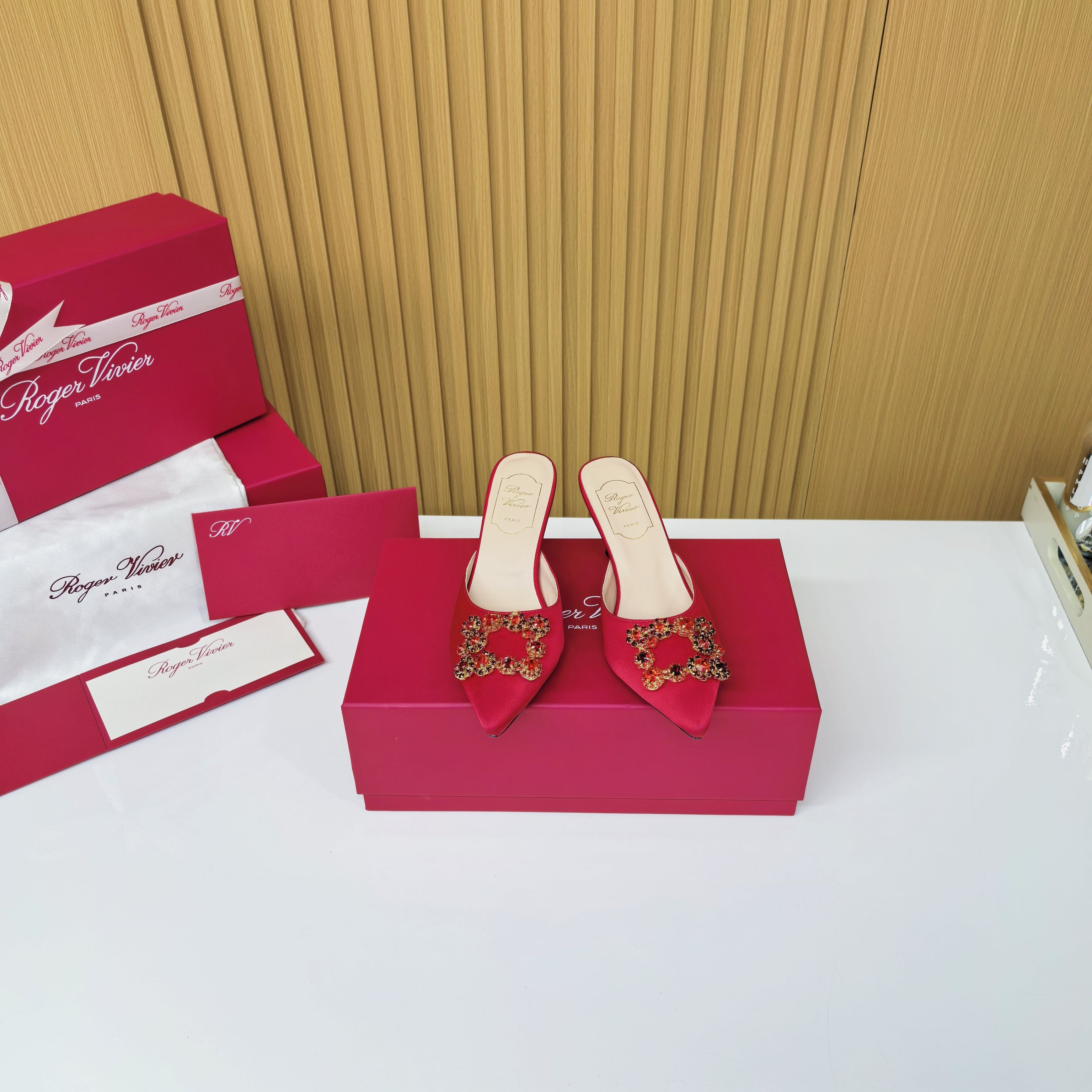 Viv Diamond Mules Red Silk 247391