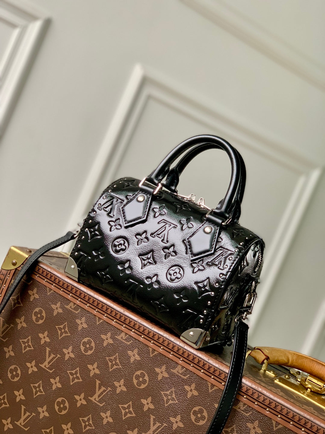 LV 2025 Speedy Trunk 20 Bag Black Silver Patent Leather 347370