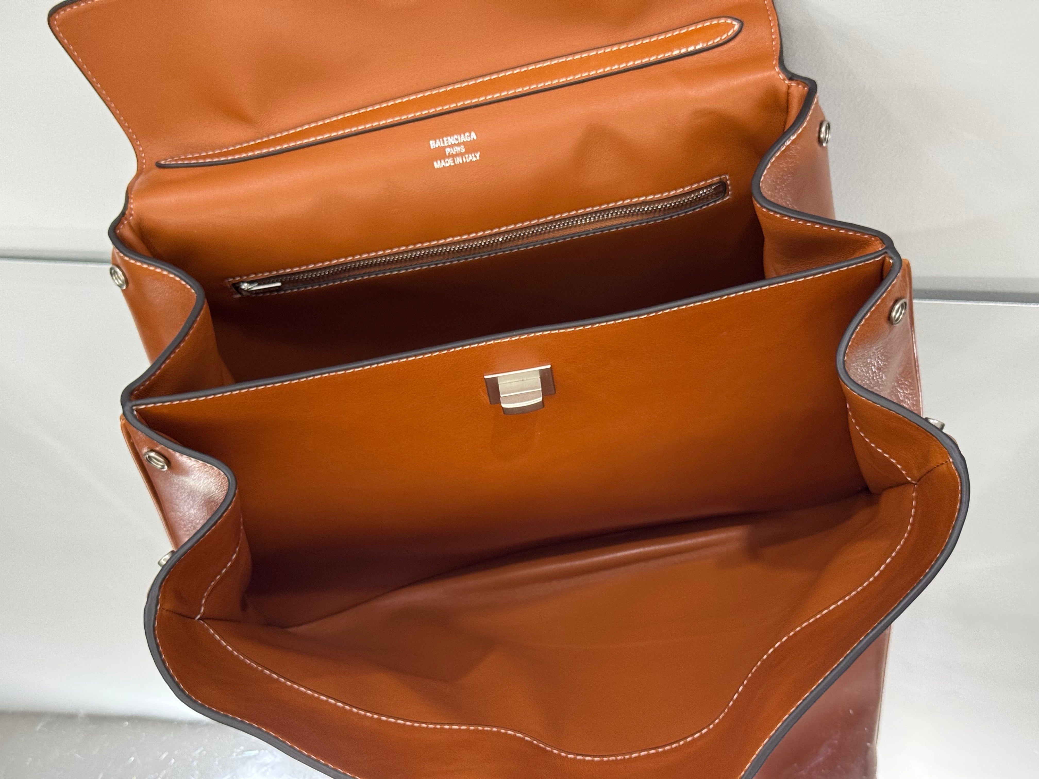 Balenciaga Medium Bag 35 Camel Brown Cowhide Sliver Hardware