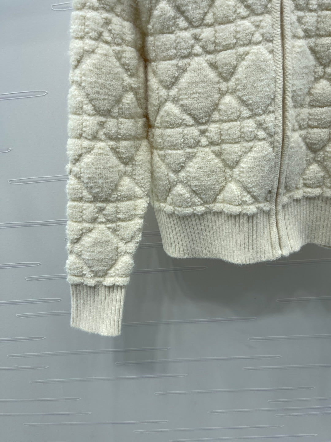 CD 25 Cardigan Stand Collar Light Beige Wool