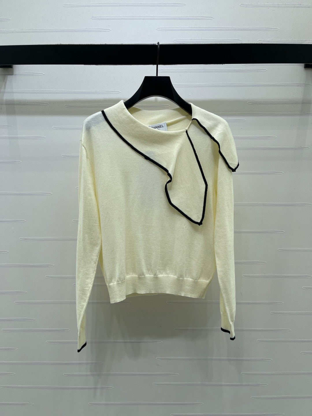 Chanel 2026 Knit Long-sleeved Top Wool 299599