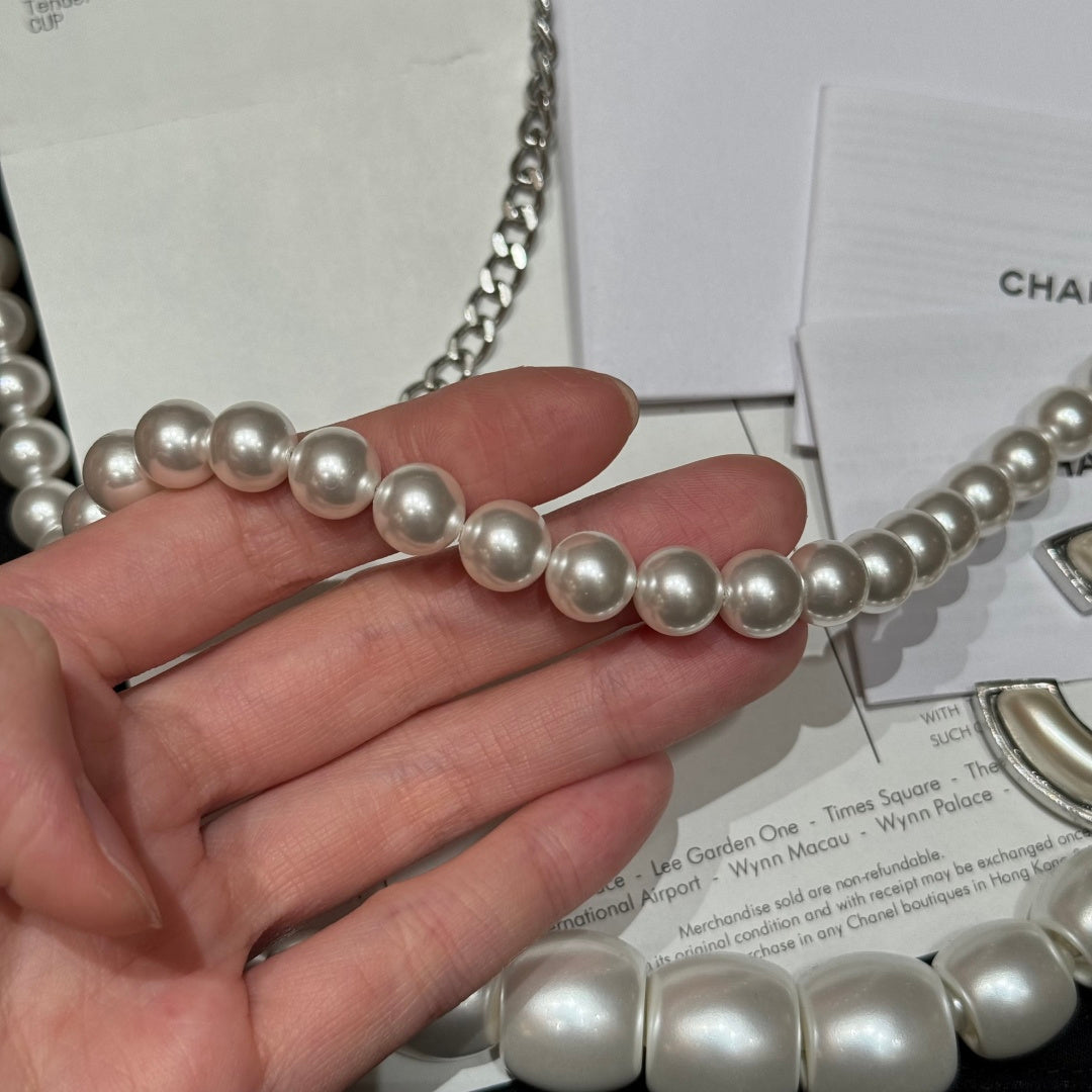 Chanel 2026 Pearl Double-Layer CC Pendant Necklace Belt