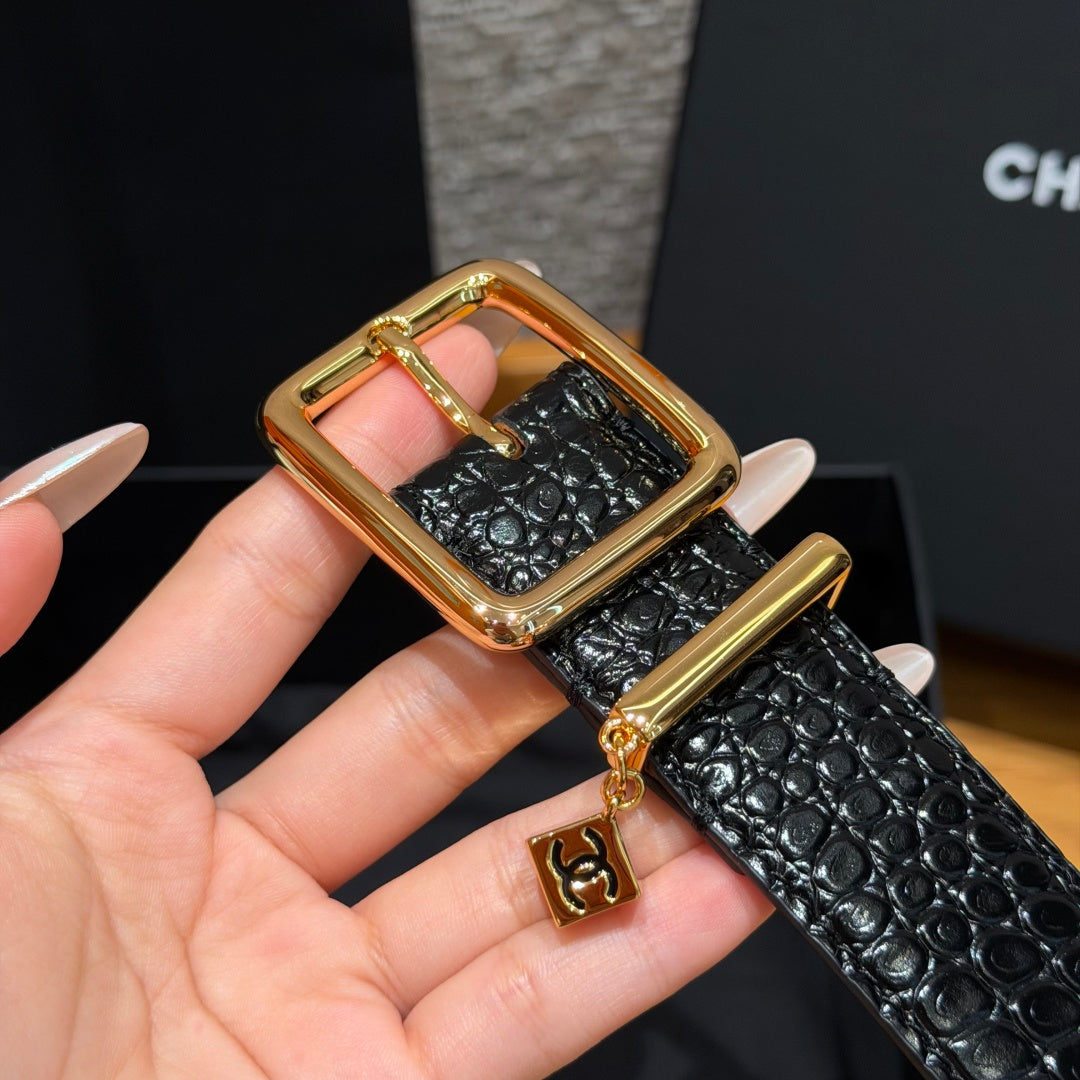 Chanel 2026 Crocodile-Embossed CC Charm Belt 30mm Calfskin 209291