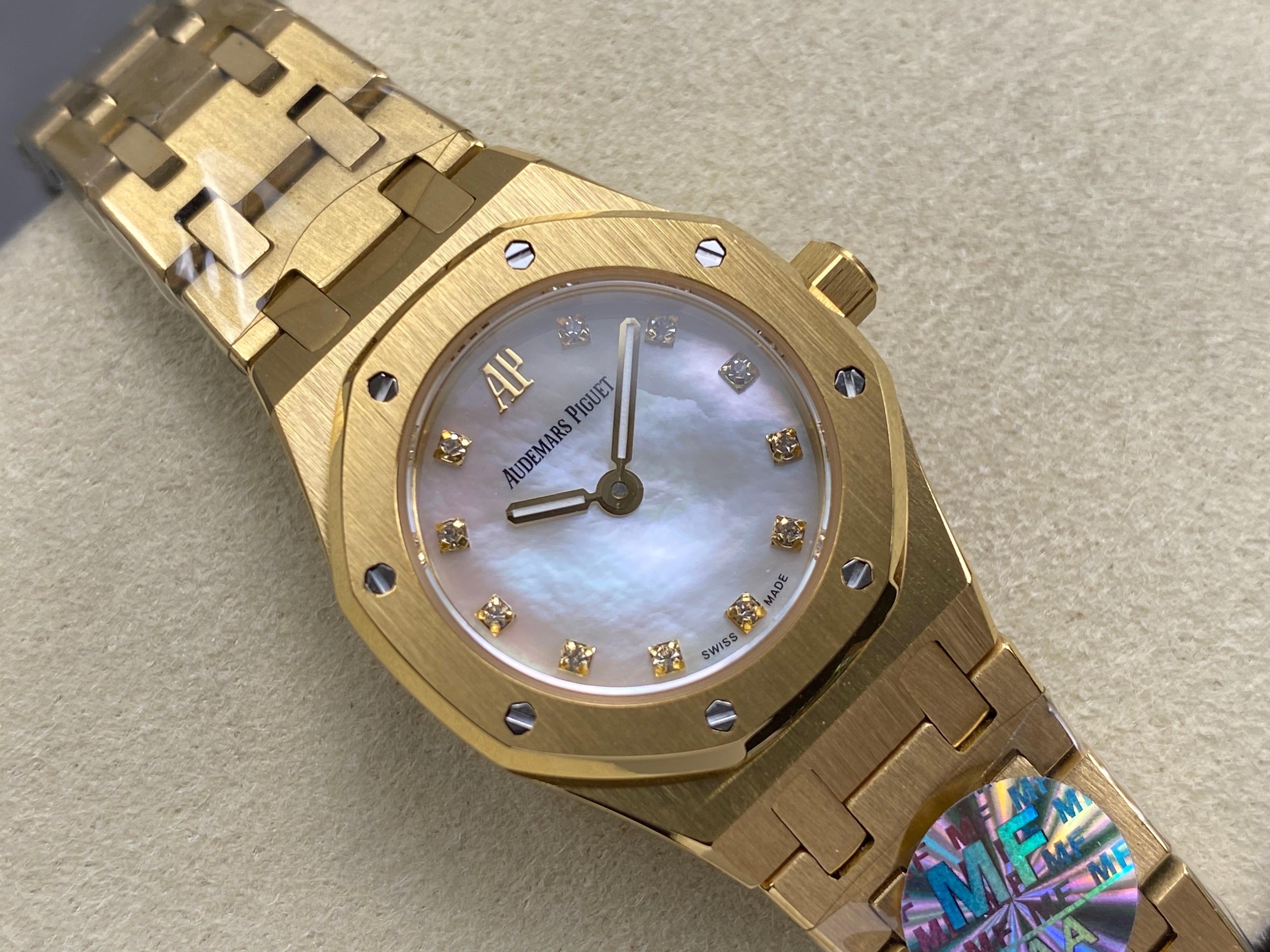 Audemars Piguet Royal Oak Lady 23mm Gold Case Mop Dial