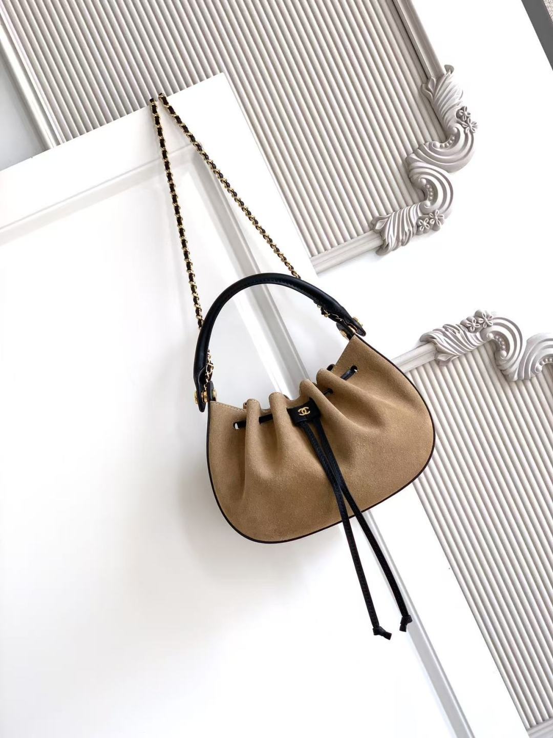 Chanel 2026 Drawstring Cloud Bucket Bag 32cm Suede Calfskin