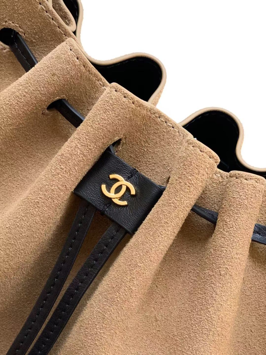 Chanel 2026 Drawstring Cloud Bucket Bag 32cm Suede Calfskin