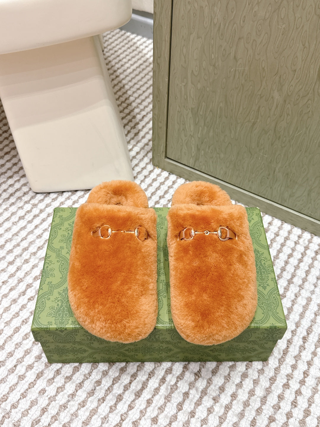 GG 26ss Loafers Rhinestones Orange Wool 612027