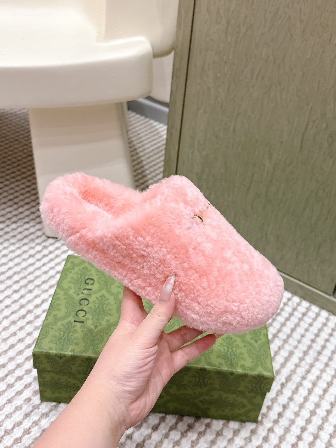 GG 26ss Loafers Rhinestones Pink Wool 612029