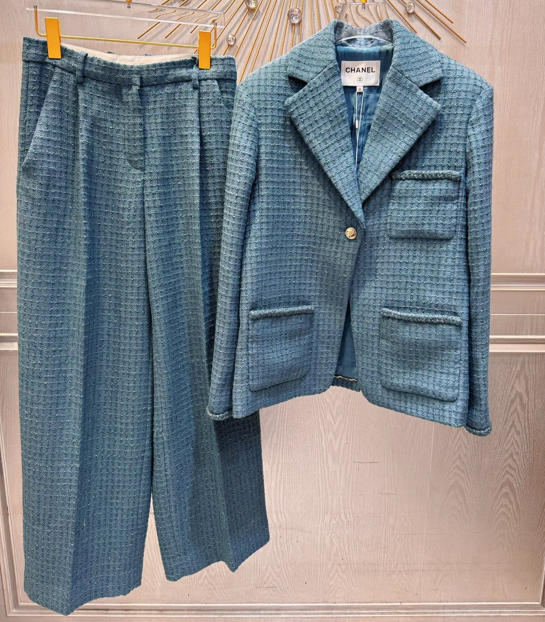 CC 25 Suit Turquoise Tweed 10801090
