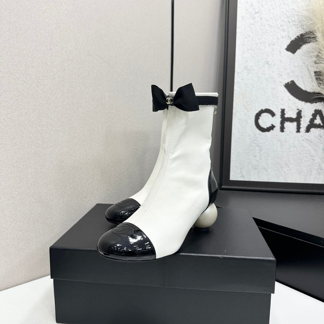 Chanel 2026 Pearl Heel Ankle Boots 50mm Suede Leather 985804