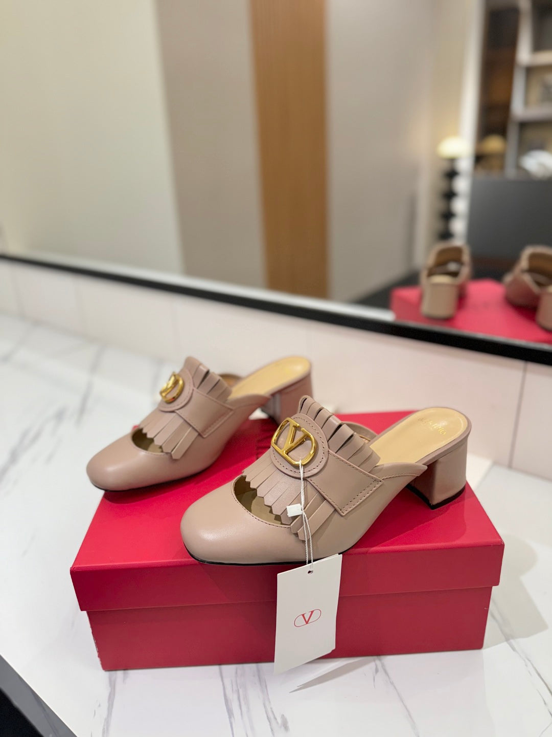 VT 2025 Signature Heeled Mule Pure Beige Calf Leather 295077