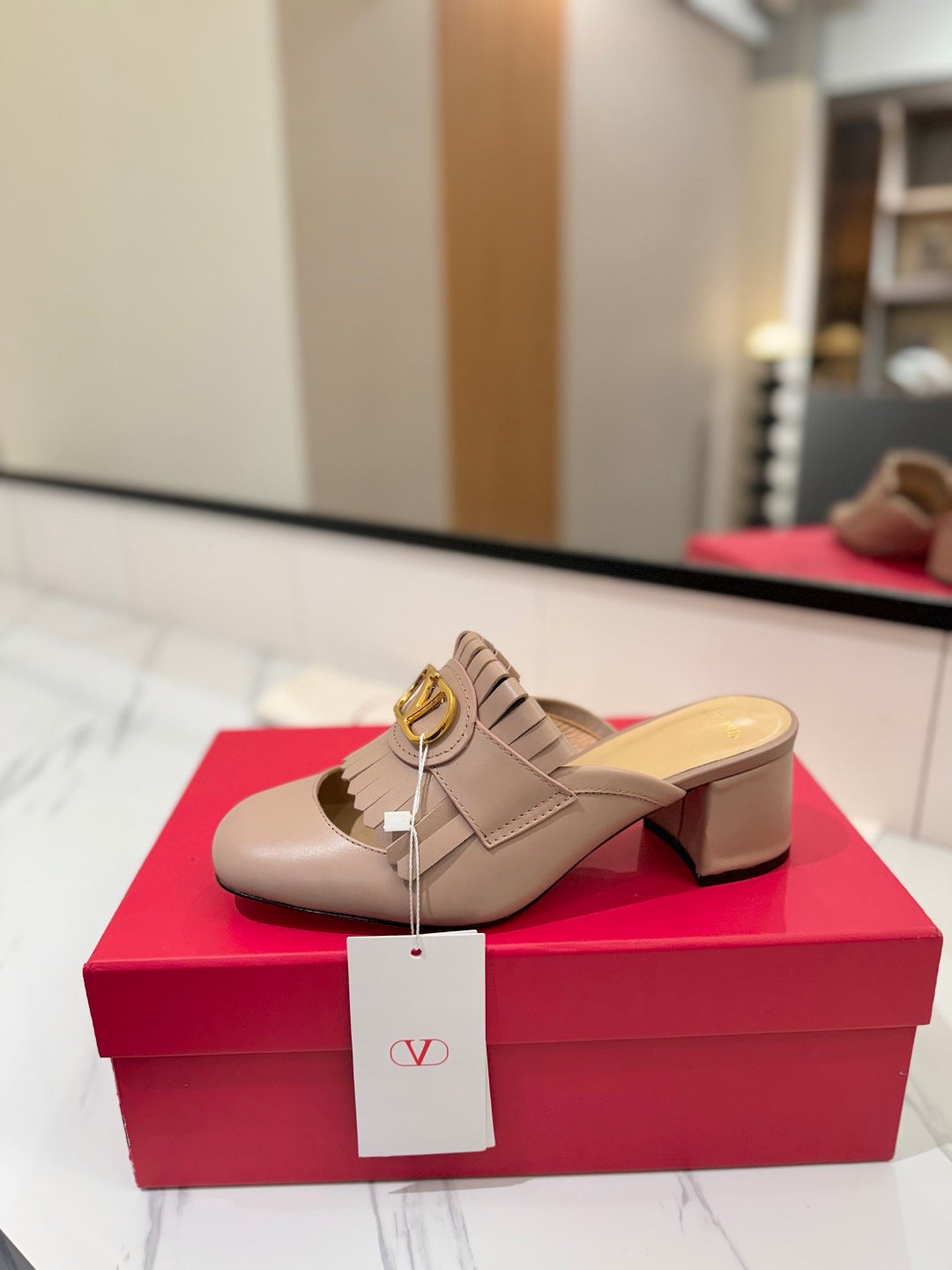 VT 2025 Signature Heeled Mule Pure Beige Calf Leather 295077