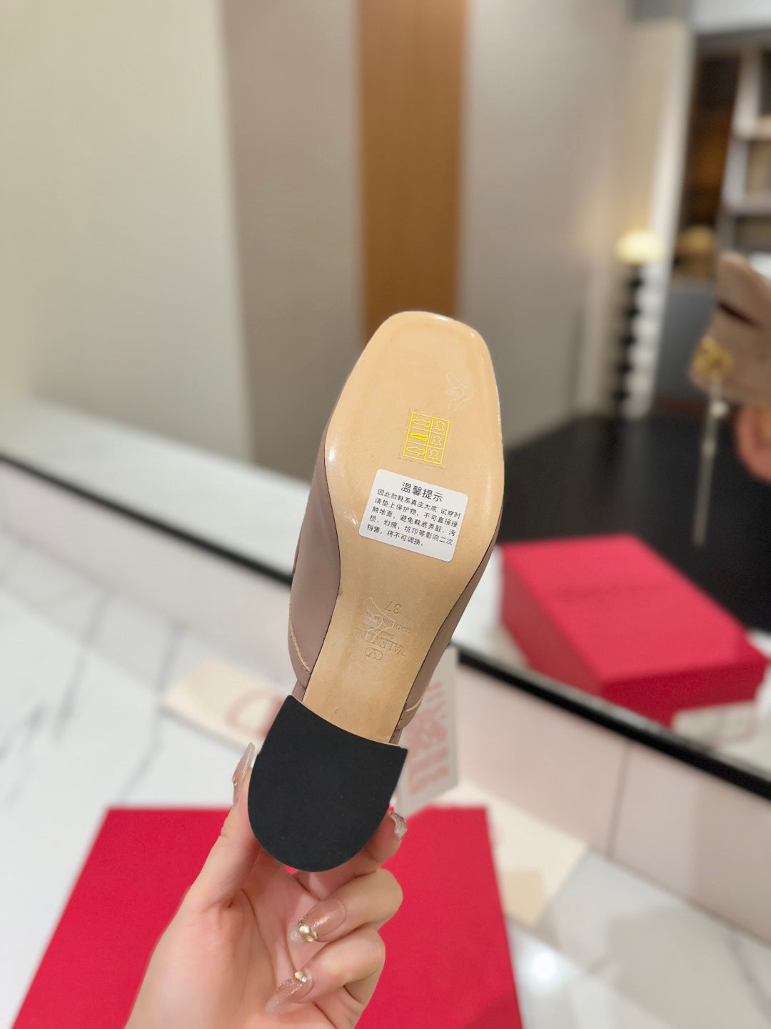 VT 2025 Signature Heeled Mule Pure Beige Calf Leather 295077