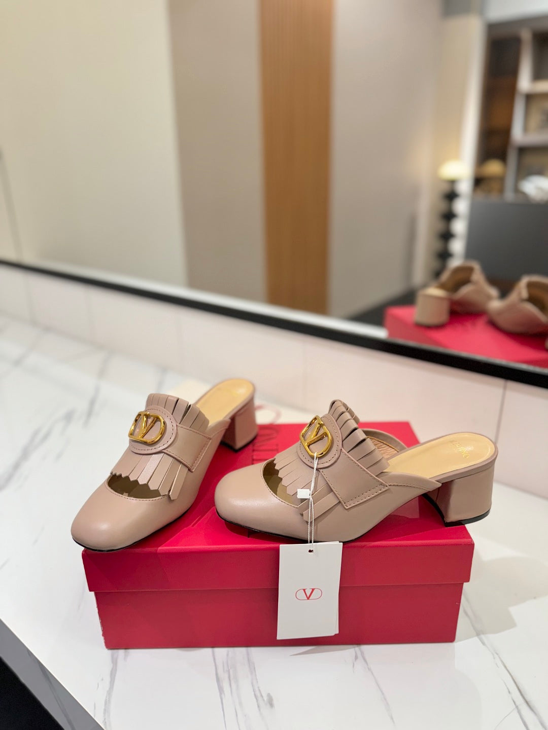 VT 2025 Signature Heeled Mule Pure Beige Calf Leather 295077