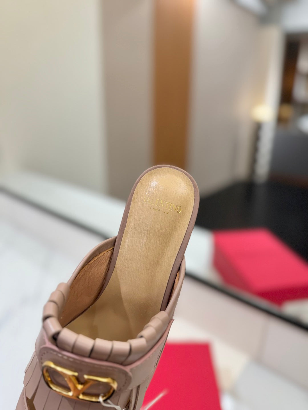 VT 2025 Signature Heeled Mule Pure Beige Calf Leather 295077