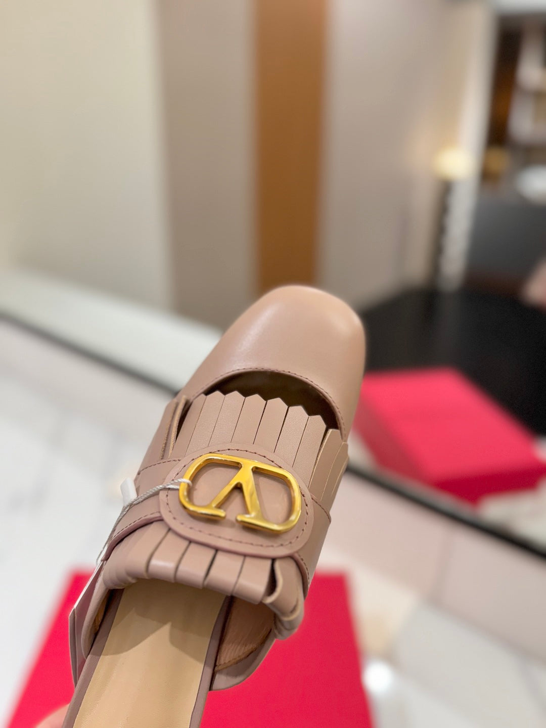 VT 2025 Signature Heeled Mule Pure Beige Calf Leather 295077