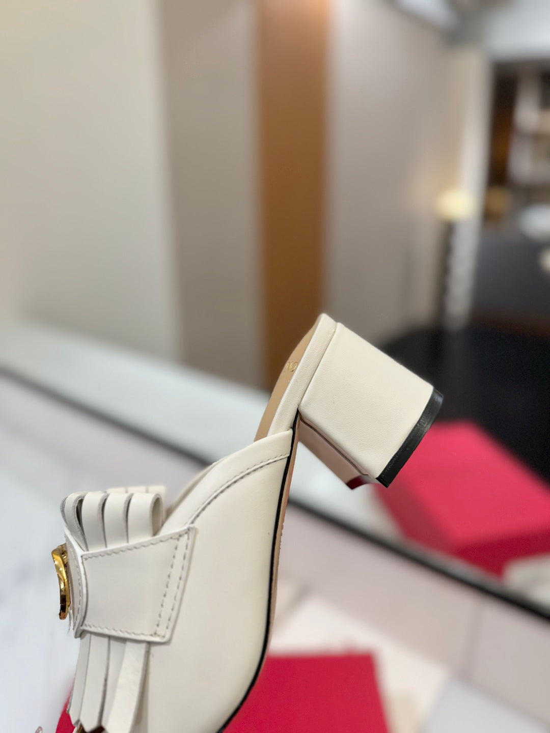 VT 2025 Signature Heeled Mule Ivory Calf Leather 295078