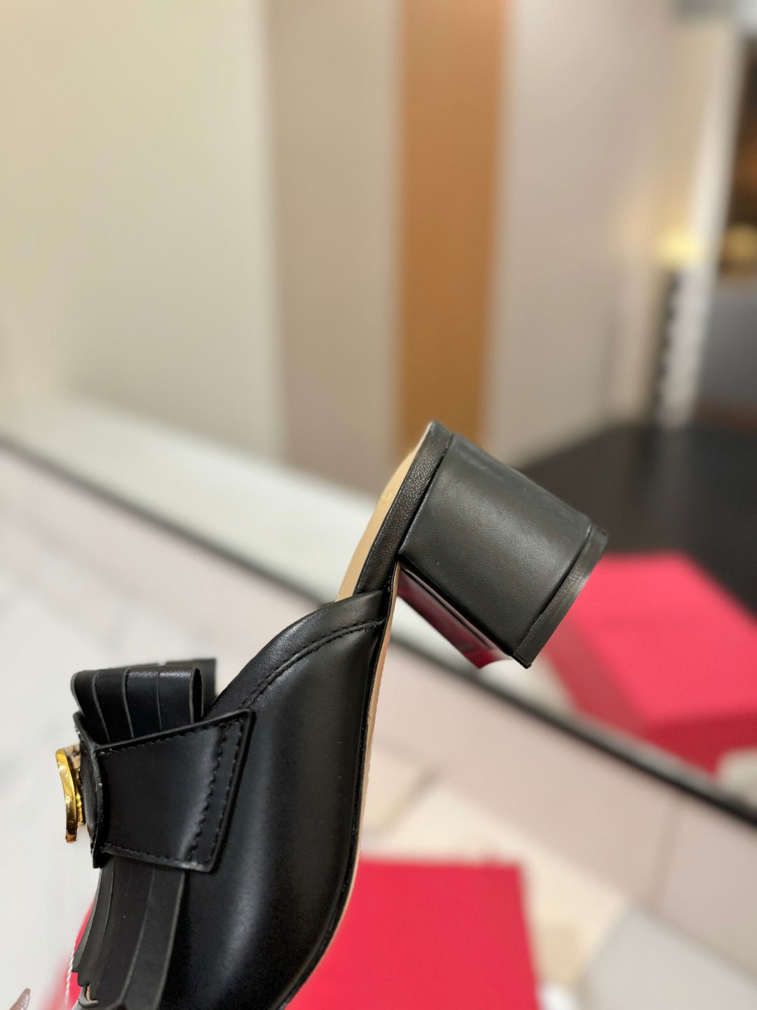 VT 2025 Signature Heeled Mule Black Calf Leather 295079