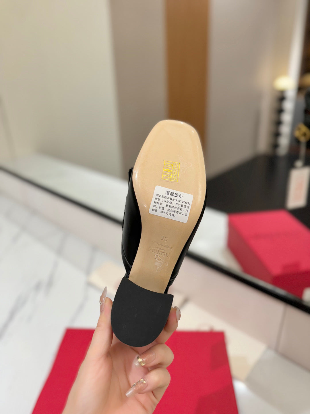 VT 2025 Signature Heeled Mule Black Calf Leather 295079