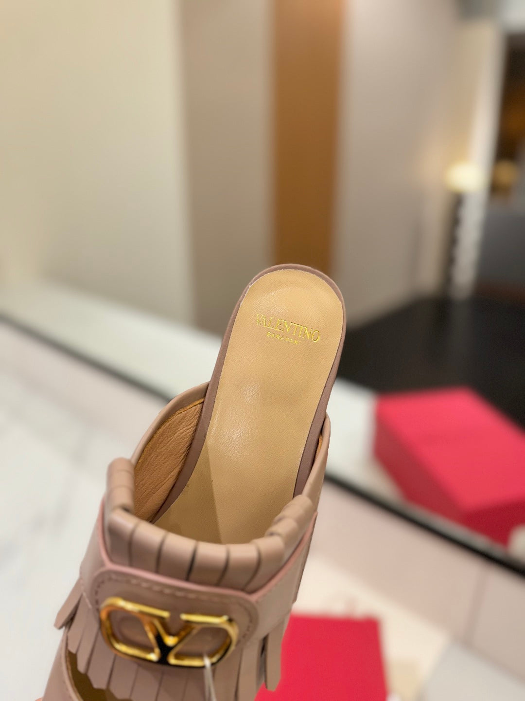 VT 2025 Signature Mule Pure Beige Calf Leather 295081