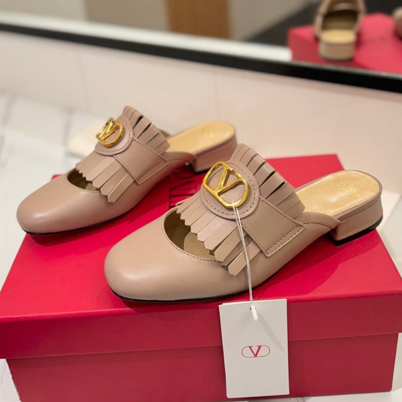 VT 2025 Signature Mule Pure Beige Calf Leather 295081