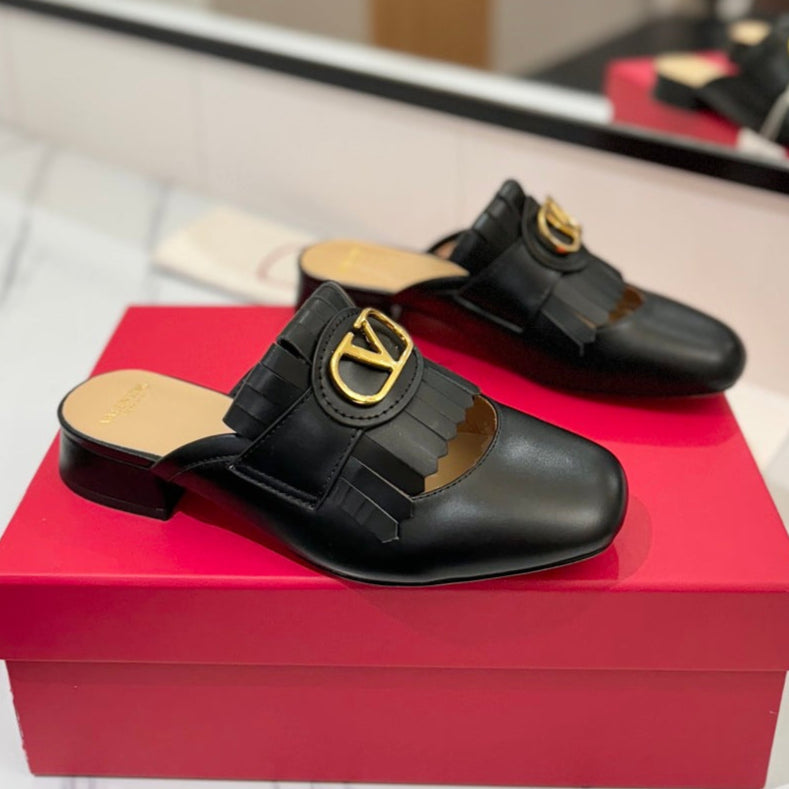 VT 2025 Signature Mule Black Calf Leather 295083