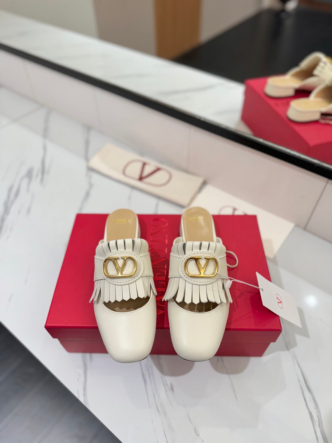 VT 2025 Signature Mule Ivory Calf Leather 295084