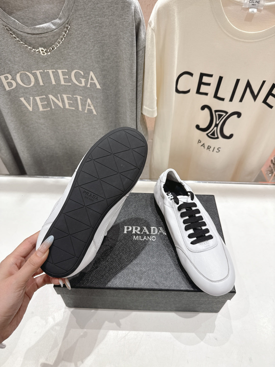 Prada 25s ballet flats white sheepskin 535497