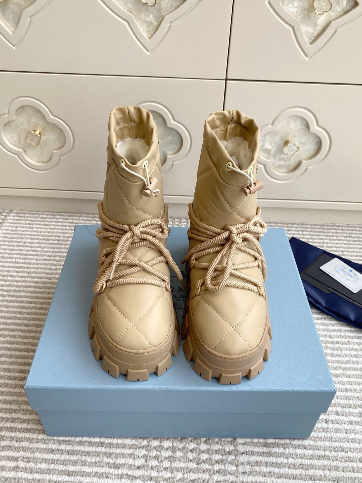 Prada 25 Shearling Apres-ski Boots Beige Calfskin 501449