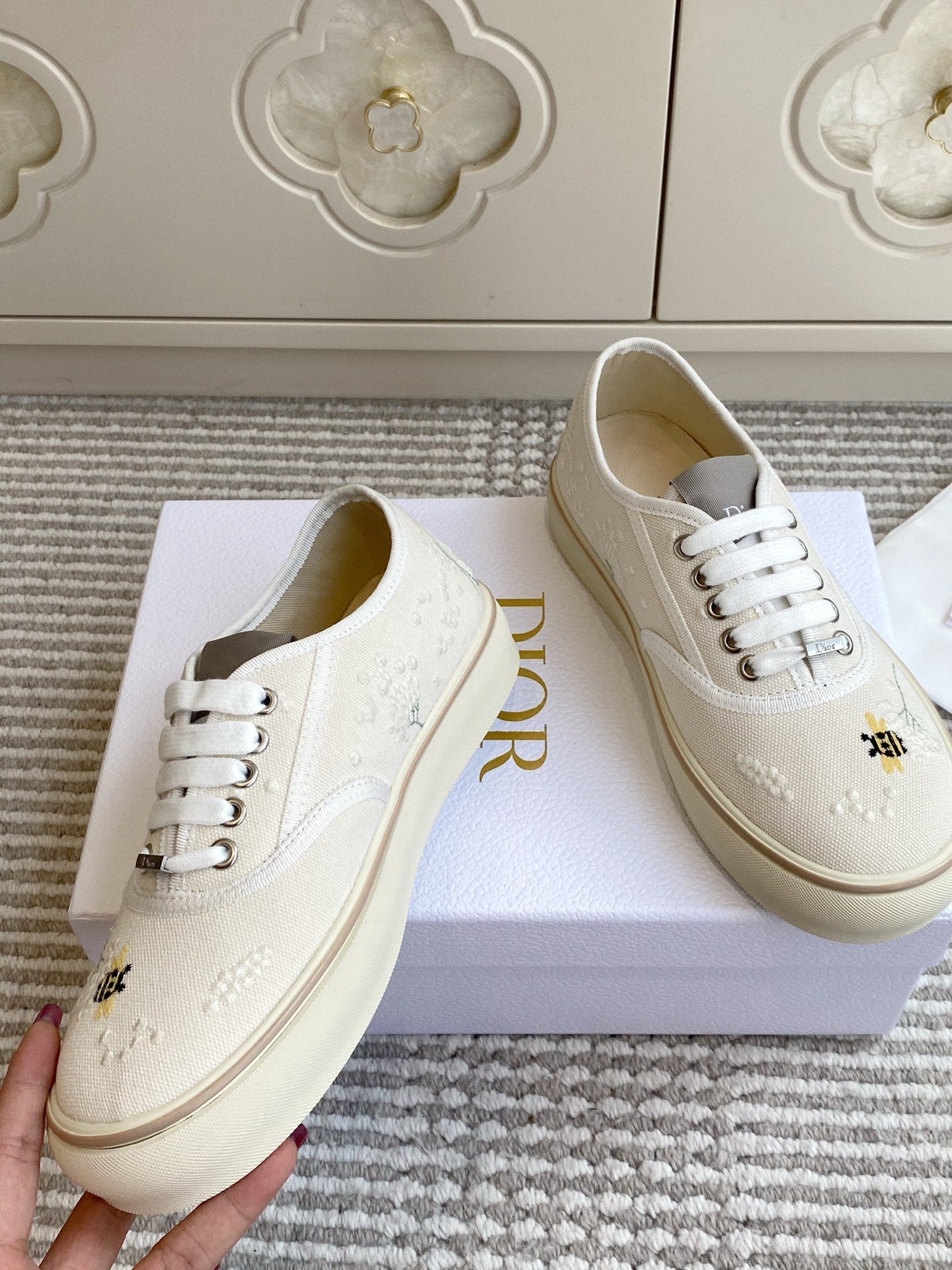Dior 2026 Embroidered Sneakers Canvas 933295