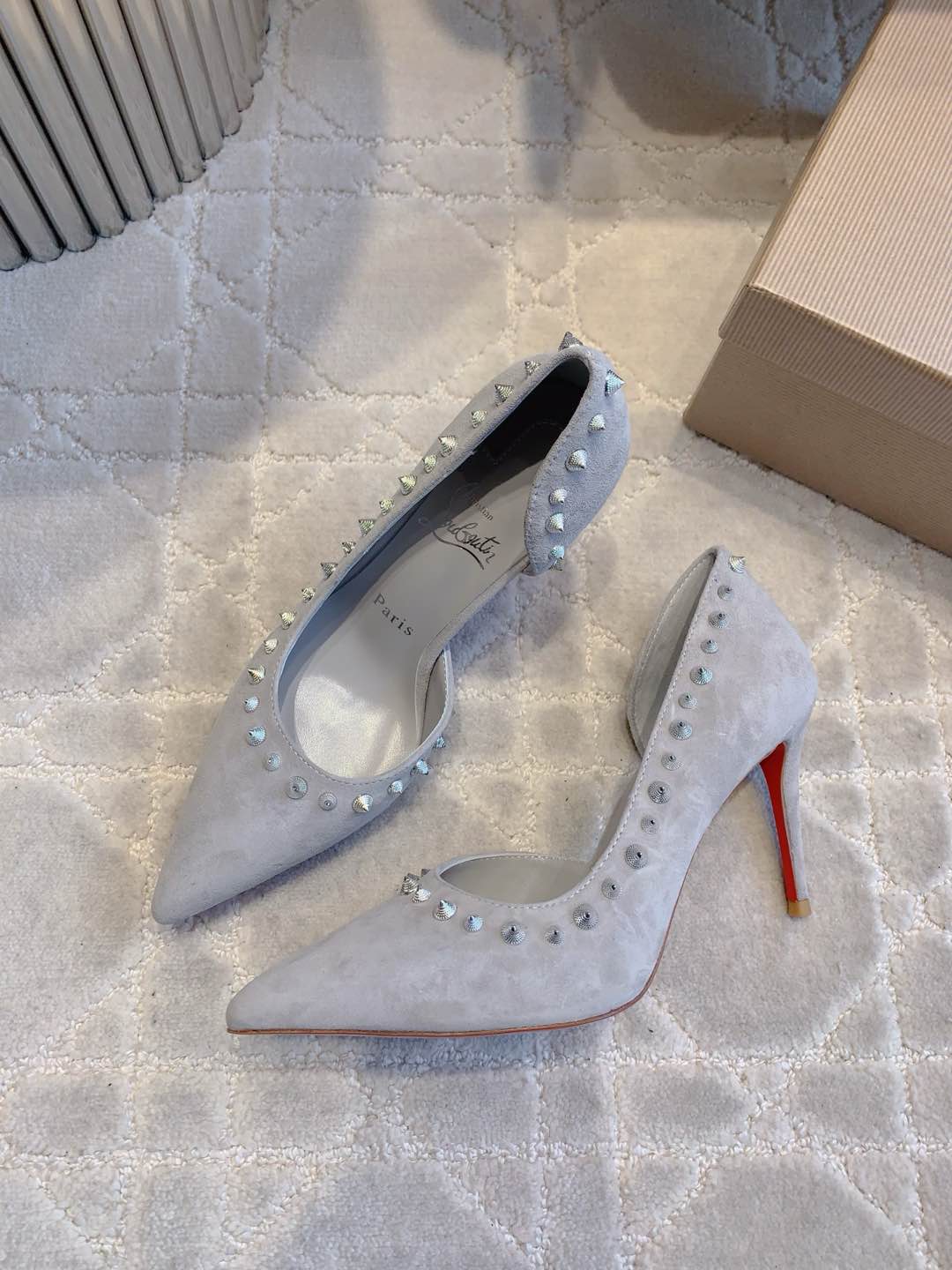 CL  Irishell 85 Studded d'Orsay Pumps Light Pewter Suede 177129