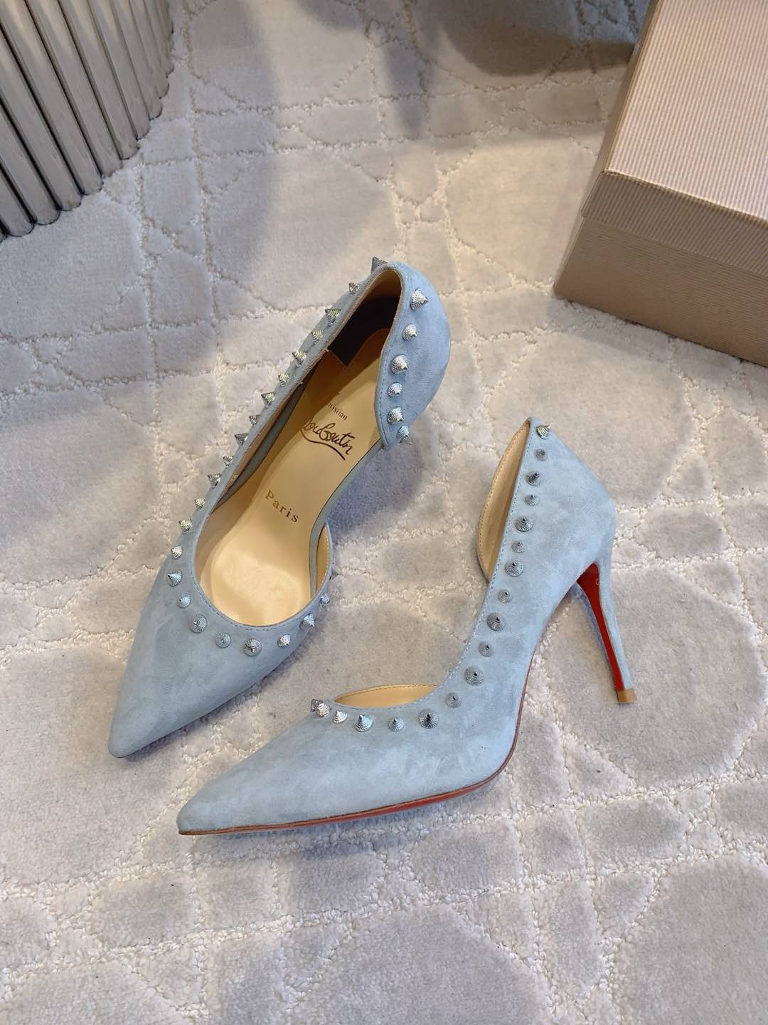 CL  Irishell 85 Studded d'Orsay Pumps Light Sky Blue Suede 177128