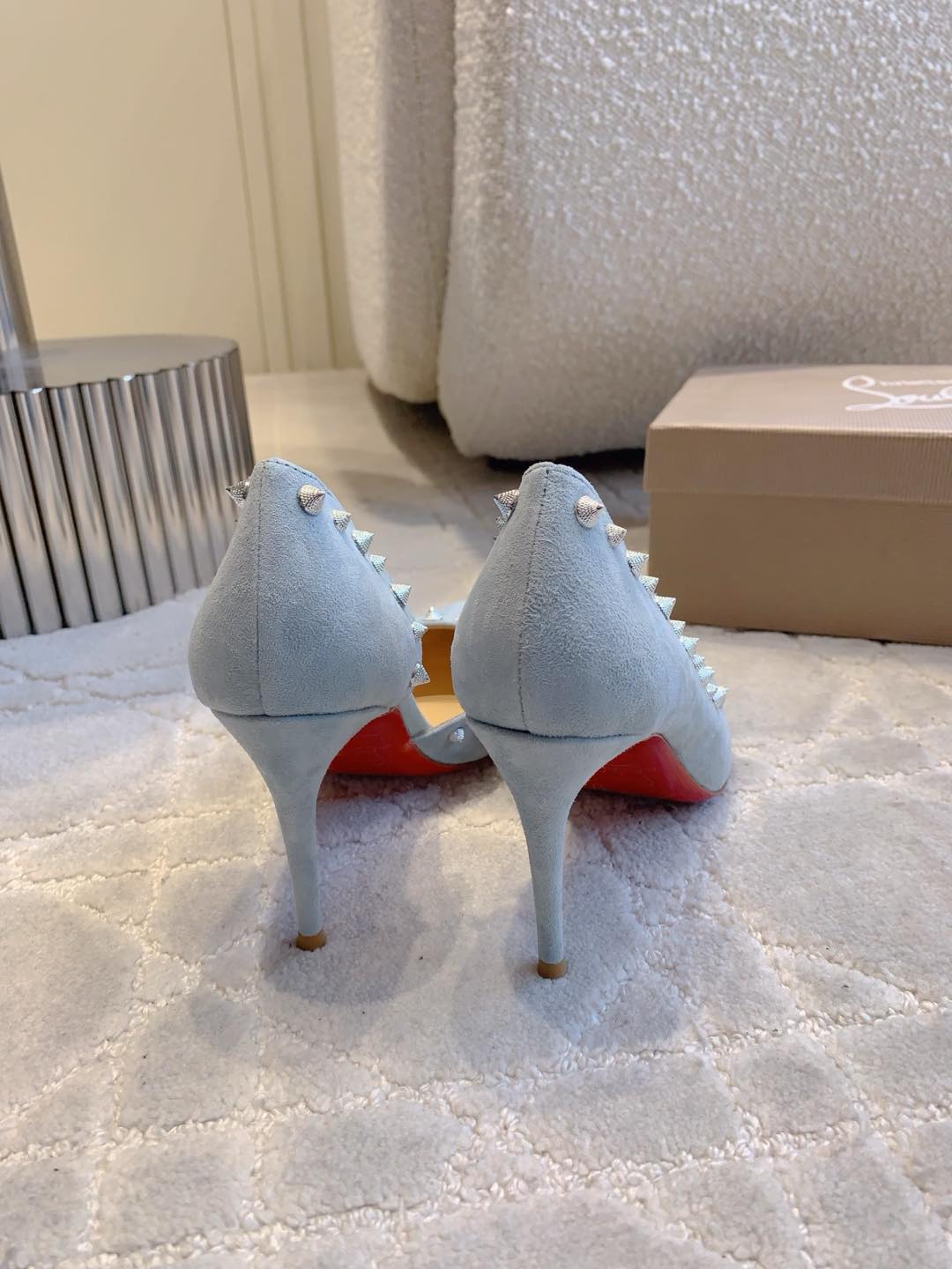 CL  Irishell 85 Studded d'Orsay Pumps Light Sky Blue Suede 177128